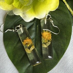 🐳Dried Flower Dangle Earrings Elevate your style